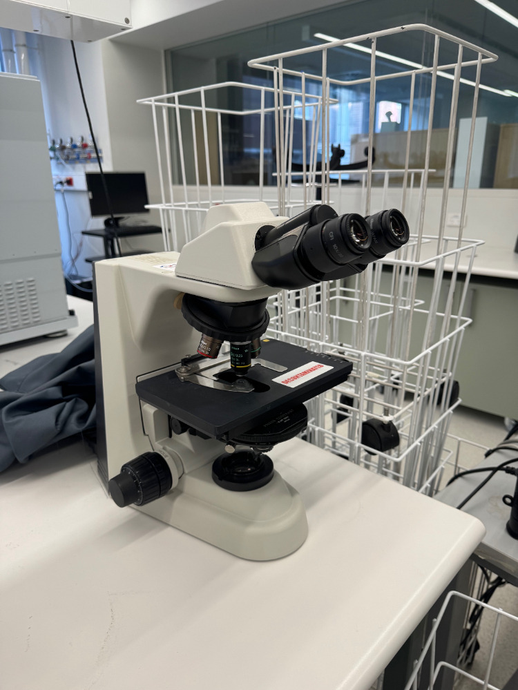 Image of Nikon Eclipse 50i Microscope